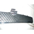 Kép 6/7 - díszrács Swift 2005-2007 felső  utgy. (emblémával) 71741-63J00-5PK (MGP Maruti India)