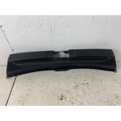 burkolat műanyag csomagtér Vitara, 76191-54P01-5PK, (gyári , sérült, javítandó, javítható)