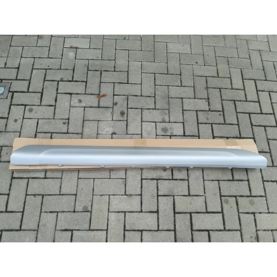 küszöbvédő díszléc spoiler S-Cross, alsó jobb, 77232-61M10-PER, gyári India  (XXL.) 