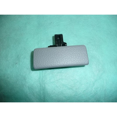 kesztyűtartó zár Ignis, SX4  73430-86G00-R8J, (szürke) gyári