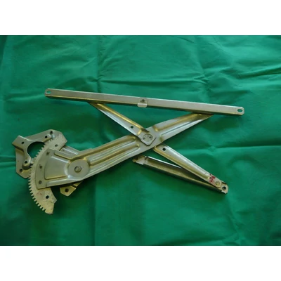 ablak emelő ablakemelő szerkezet bal első 4-5 ajtós Swift 2003-ig manuális, mechanikus  83440-80E00 