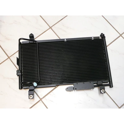 klímahűtő radiátor Swift 1.0 és 1.3  2003-ig, 95310-60EM1  utángyártott