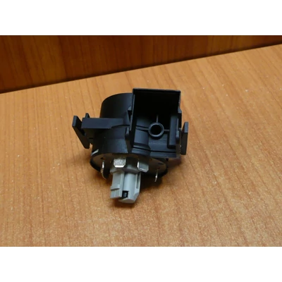 gyújtás kapcsoló betét Ignis, Wagon-R 37110-83E10, gyári
