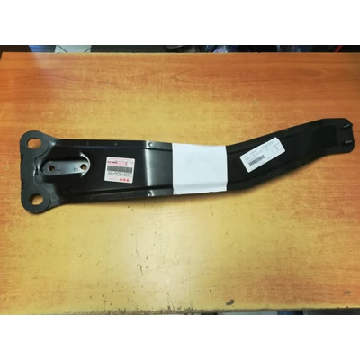 bölcső motortartó gerenda SX4, 11630-79J40
