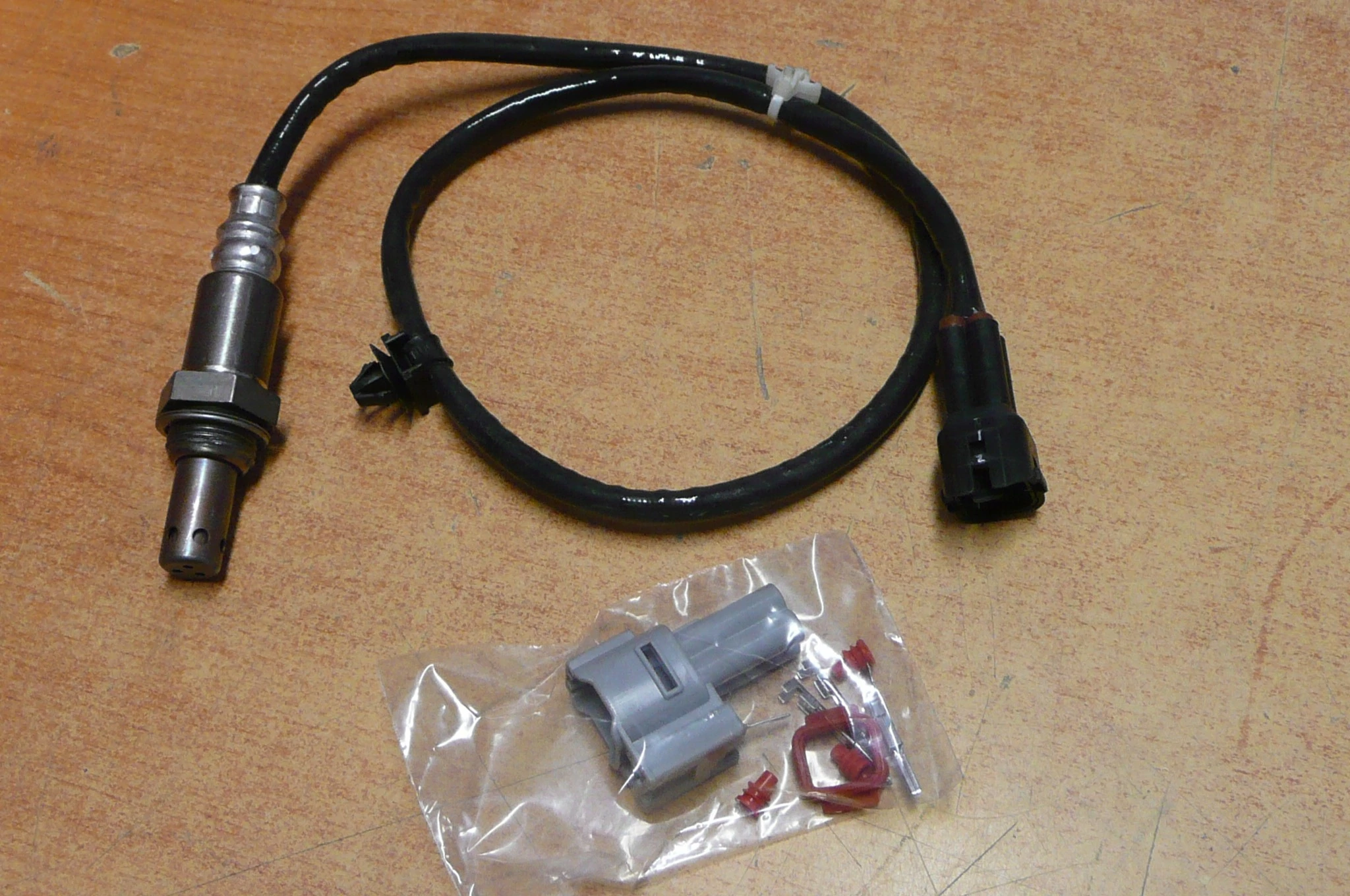 lambda szonda első Swift 2005- 18213-62J00 18213-62J01  (csatlakozóval), (Denso)