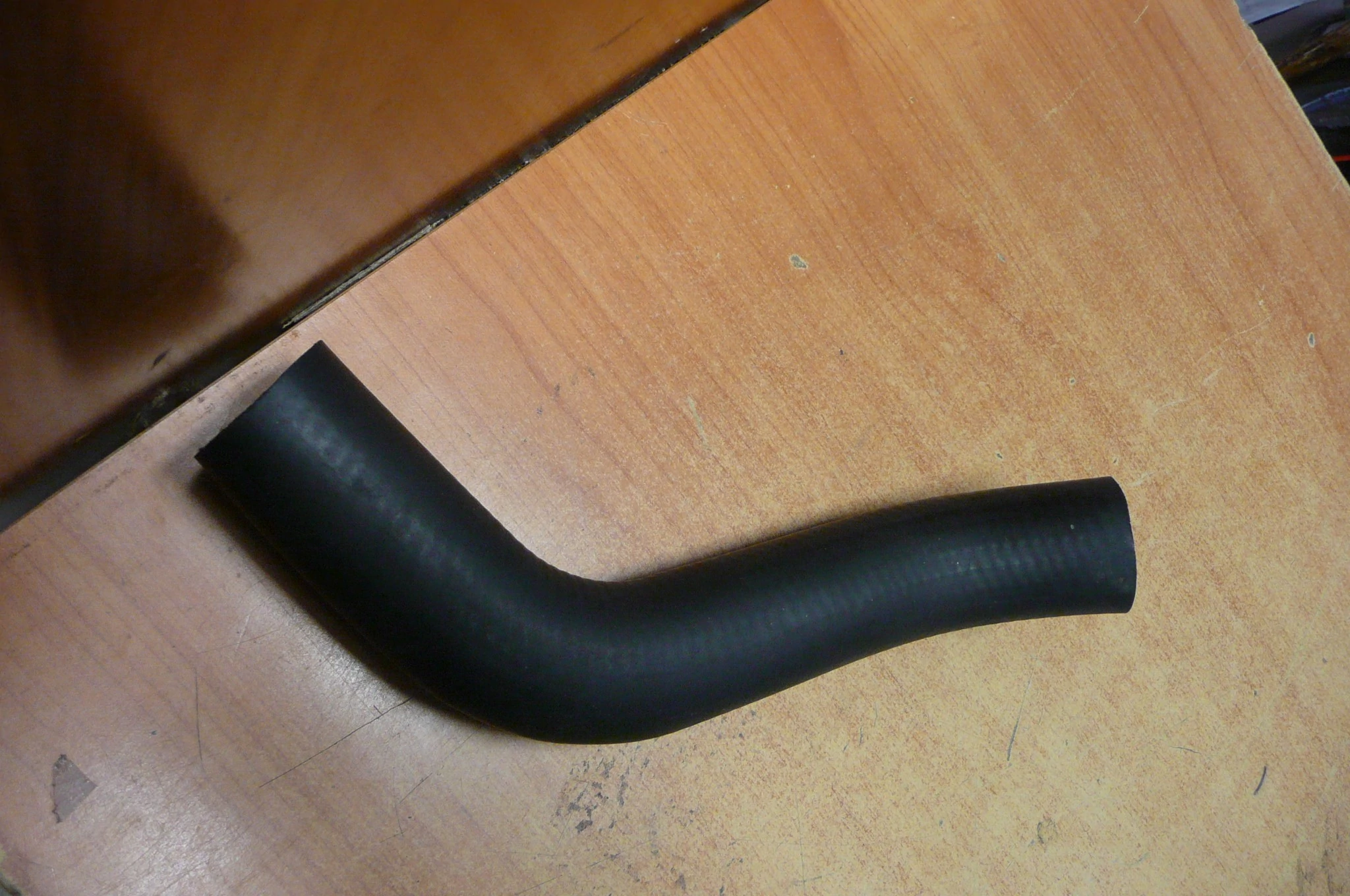 vízcső hűtő alsó Swift 2005-, 17854-62J00,17854-63J00, utgy.