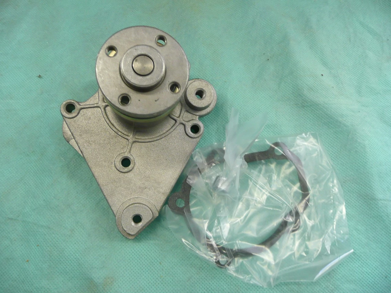 vízpumpa Maruti 800, tömítéssel, 17400-78311, utgy. II.