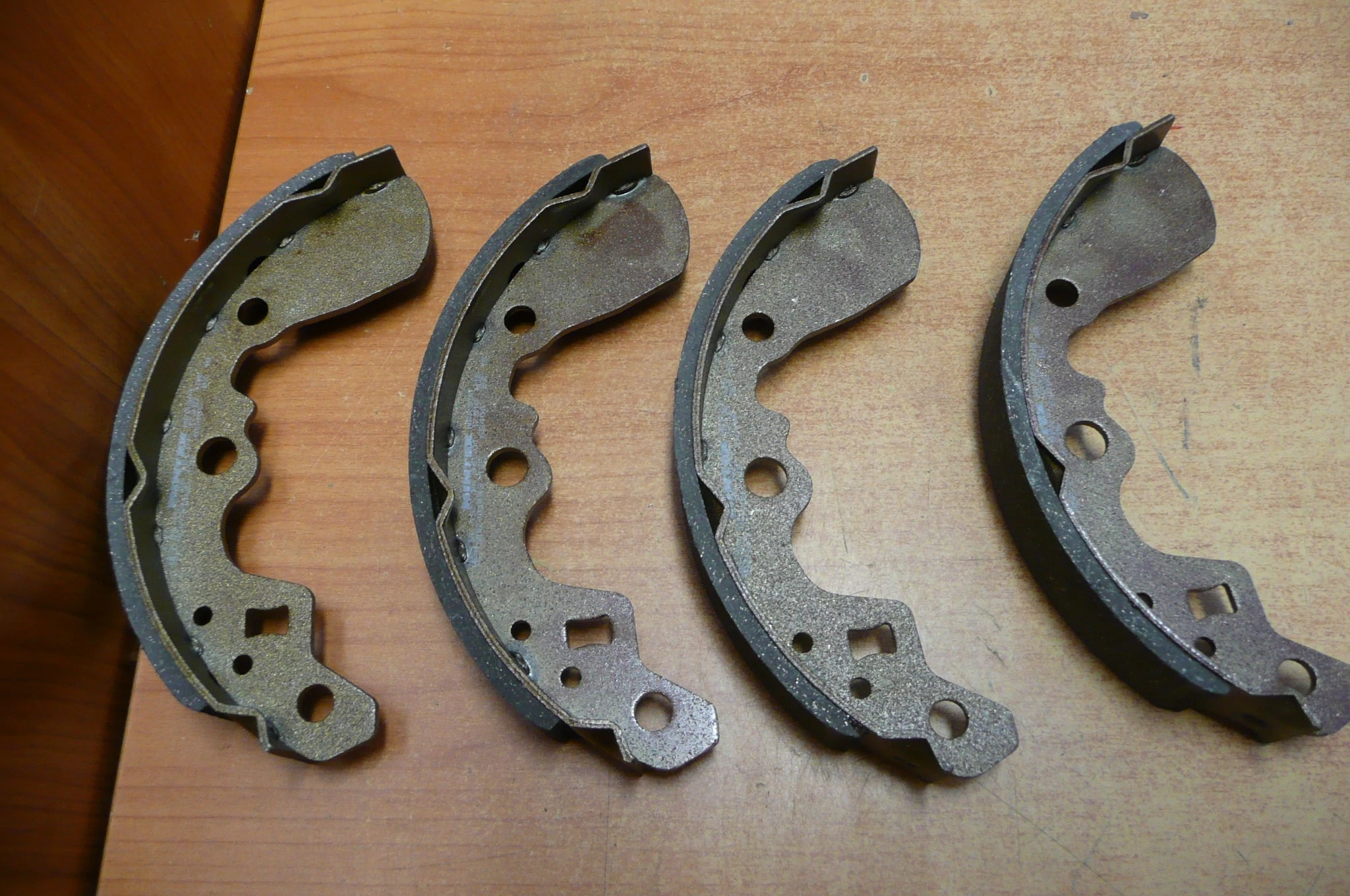 fékpofa szett Swift 2003-ig, 3-5.A., ABS nélküli,  (53200-60821),  Japanparts