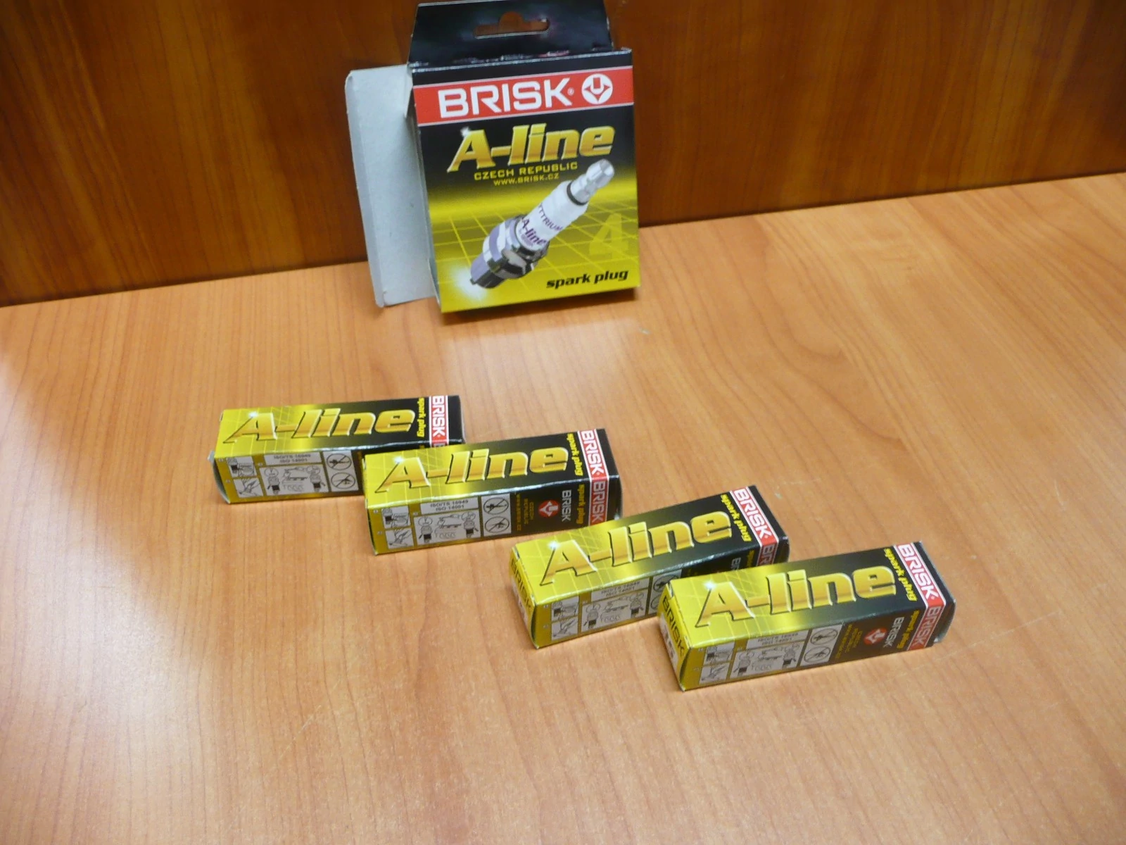 Brisk Iridium gyertya 4 db-os készletben (megfelelője: IFR6J11 )  gyújtógyertya Brisk
